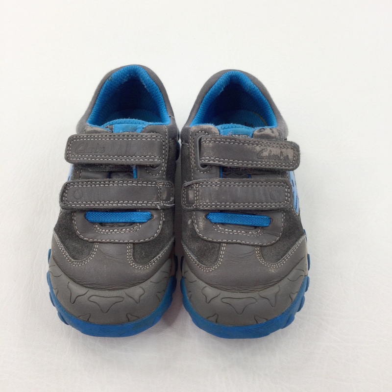 Dinosaur Skull Blue & Grey Stomper Shoes - Boys - Shoe Size 8F