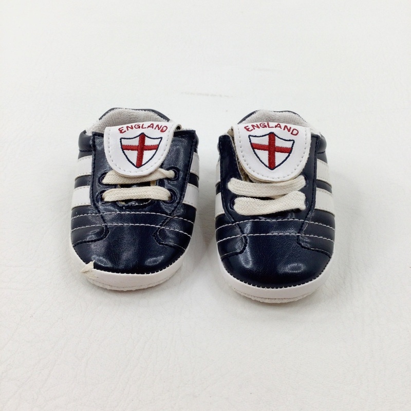 'England' Embroidered Motif Navy & White Baby Shoes - Boys/Girls Size 1