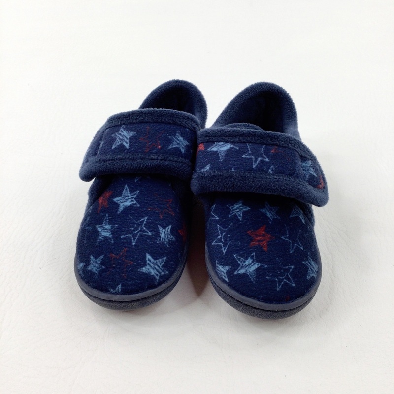Stars Navy Slippers - Boys Size 6