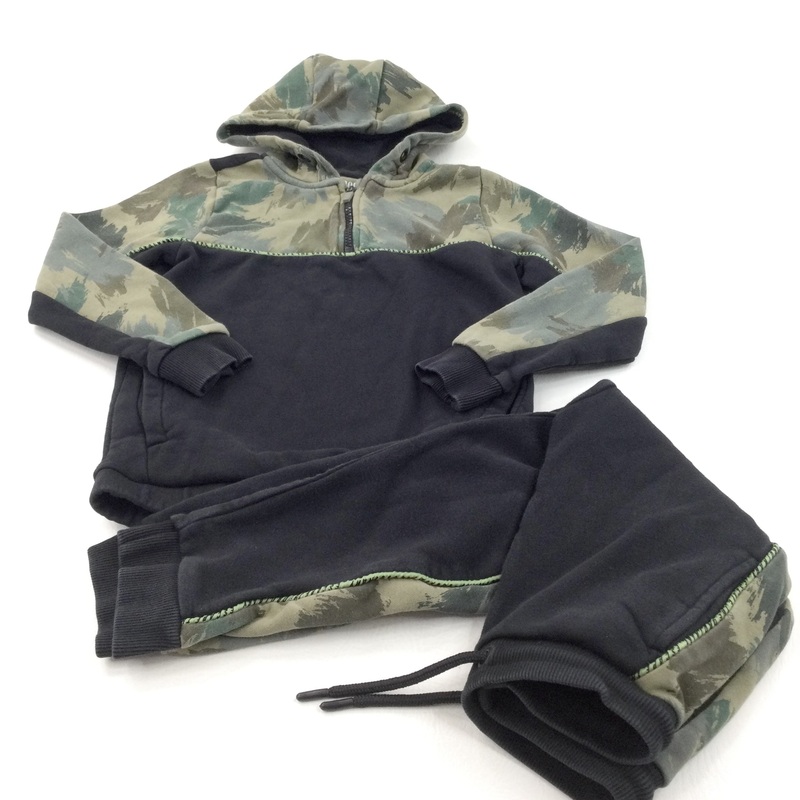 Camouflage Olive Green & Black Tracksuit Set - Boys 7-8 Years