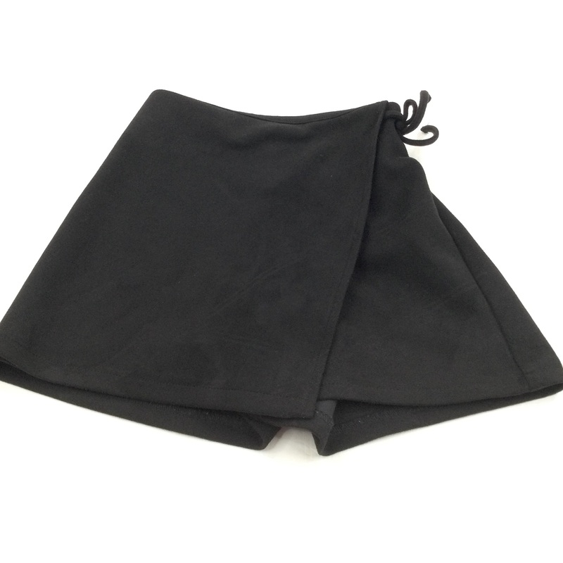 Black Polyester Skort/Skirt/Shorts - Girls 8 Years