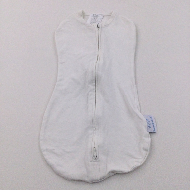 White Swaddle Pod Lightweight Sleeping Bag - Girls/Boys 0-4 Months
