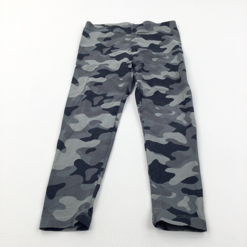 Camouflage Black & Grey Leggings - Boys 6-7 Years