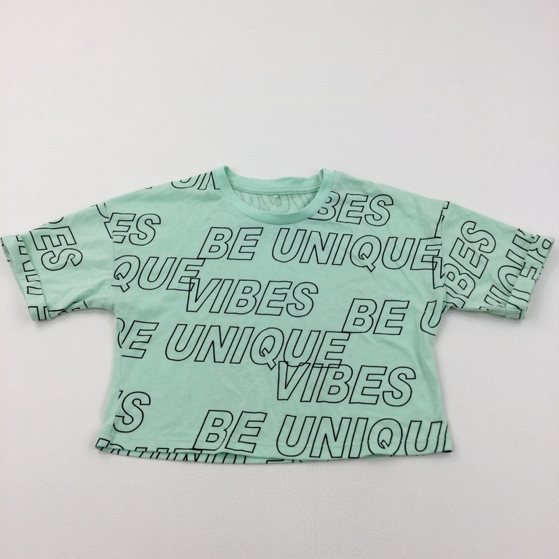 'Be Unique' Green Cropped T-Shirt - Girls 5-6 Years