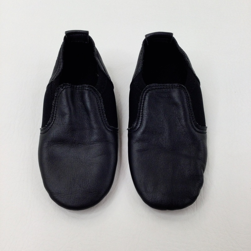 Black Jazz Shoes - Boys/Girls - Shoe Size 6