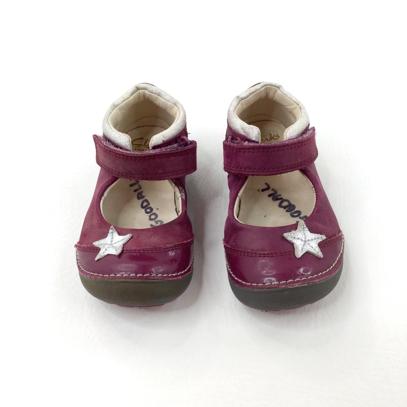 Stars Purple Shoes - Girls - Shoe Size 5.5