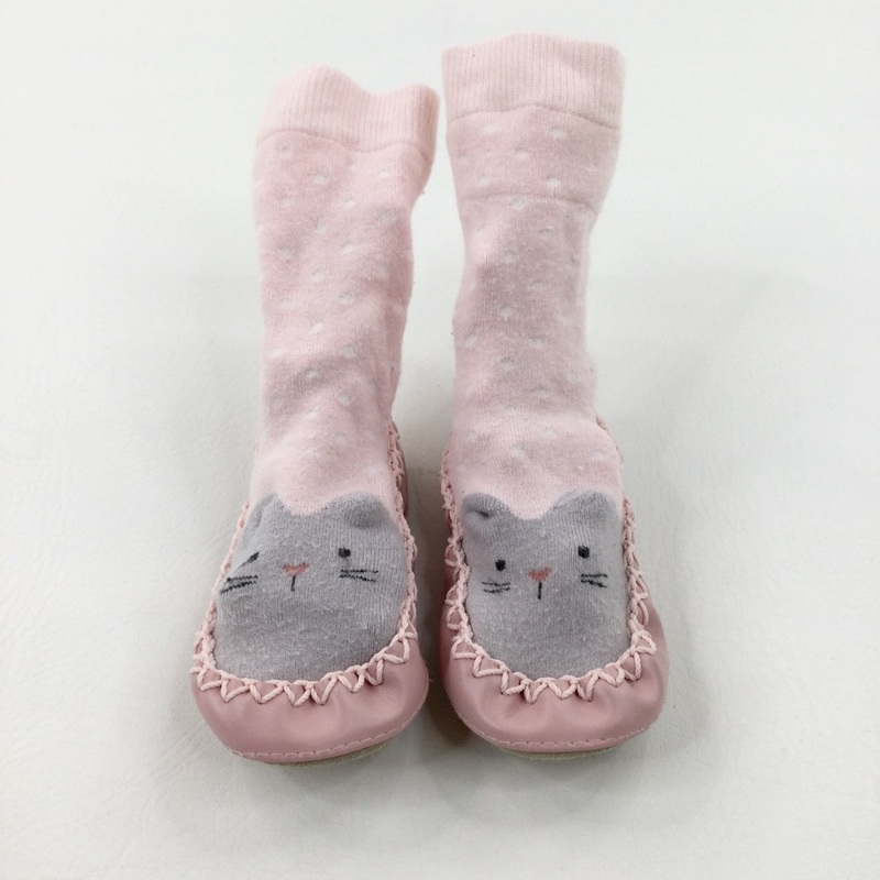 Cats Pink Moccasin Slipper Socks - Girls - Shoe Size 5