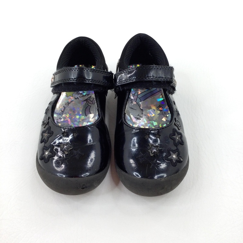 Stars Black School Shoes - Girls - Shoe Size 9