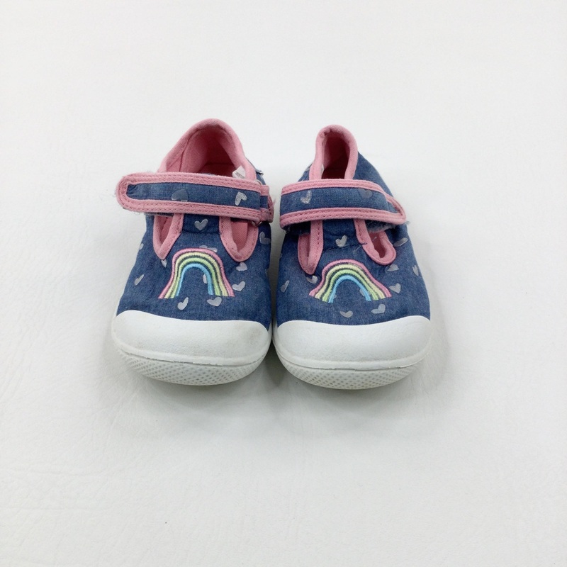 Rainbows & Hearts Blue Canvas Shoes - Girls - Shoe Size 7
