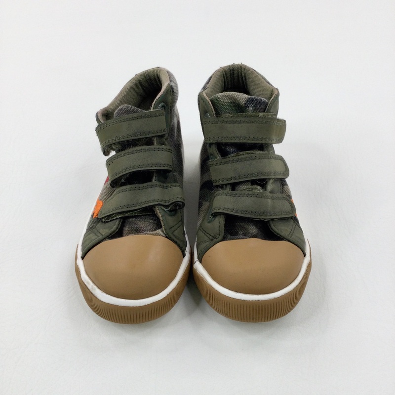 Colourful Dinosaurs Embroidered Camouflage Green Canvas Shoes - Boys - Shoe Size 10