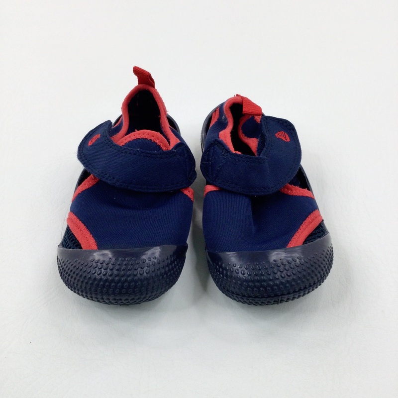 Navy & Red Beach Shoes - Boys - Shoe Size 7
