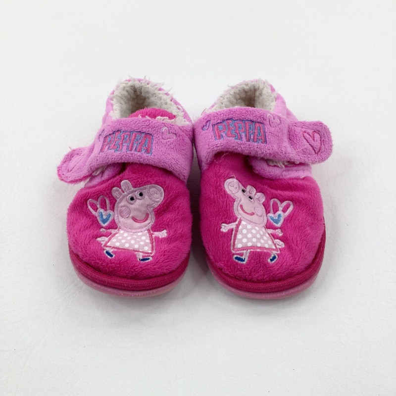 'Peppa' Pig Appliqued Pink Slippers - Girls - Shoe Size 6