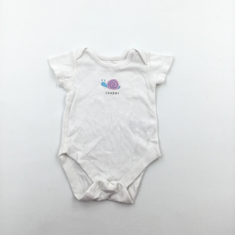 'Sunday' White Short Sleeve Bodysuit - Girls/Boys 0-3 Months