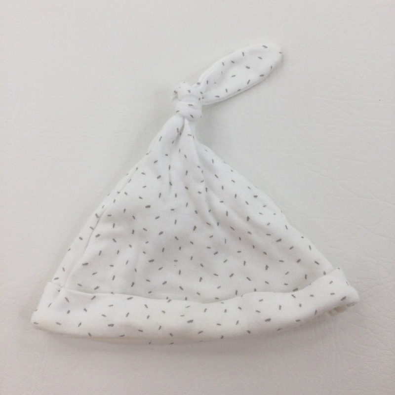 White and Grey Hat - Girls/Boys 0-3 Months