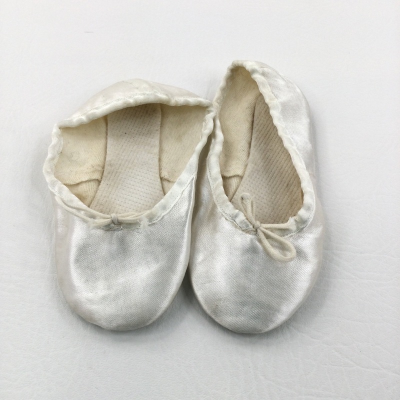 Cream Ballet Pumps - Girls - Shoe Size 6
