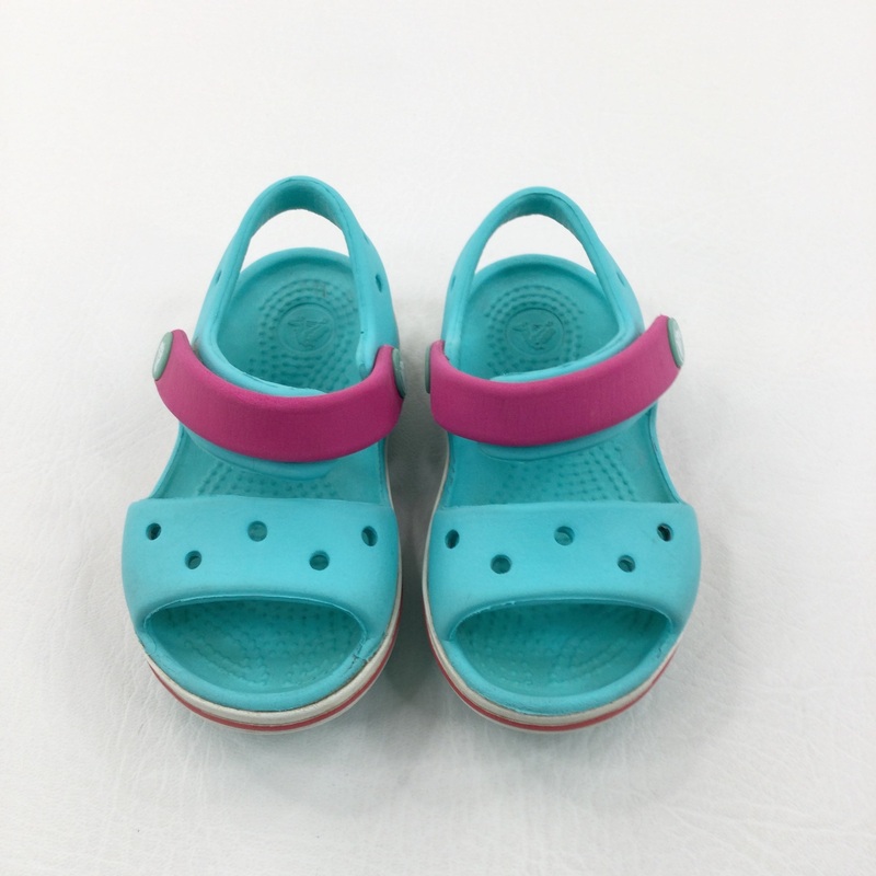 Pink & Blue Crocs Sandals - Girls - Shoe Size 5
