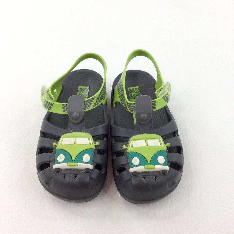 Campervans Grey & Green Jelly/Beach Shoes - Boys - Shoe Size 7