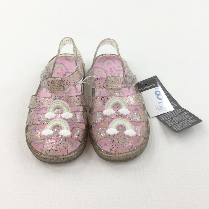 **NEW** Rainbows Jelly/Beach Shoes - Girls - Shoe Size 8