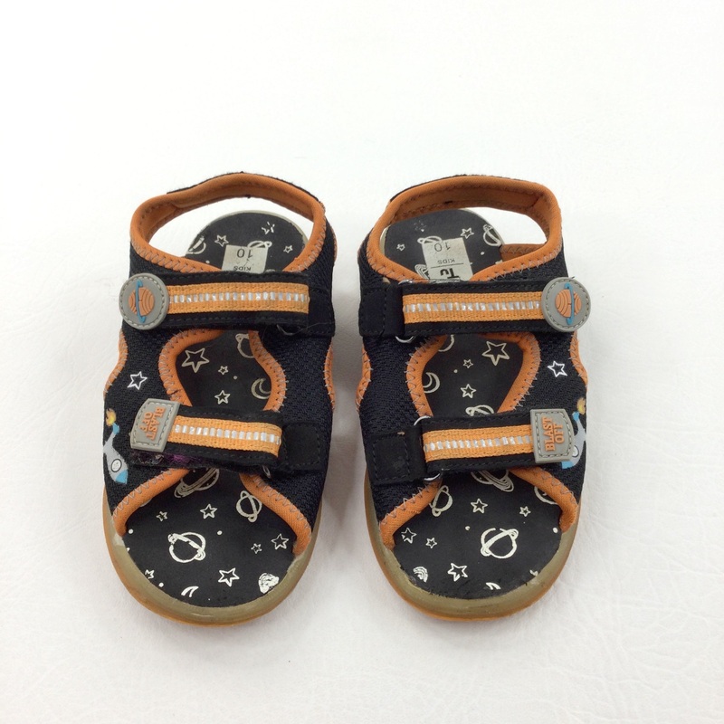 Rockets & Planets Black & Orange Sandals - Boys - Shoe Size 10