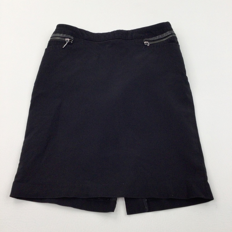 Black Stylish School Skirt with Adjustable Waistband - Girls 10-11 Years