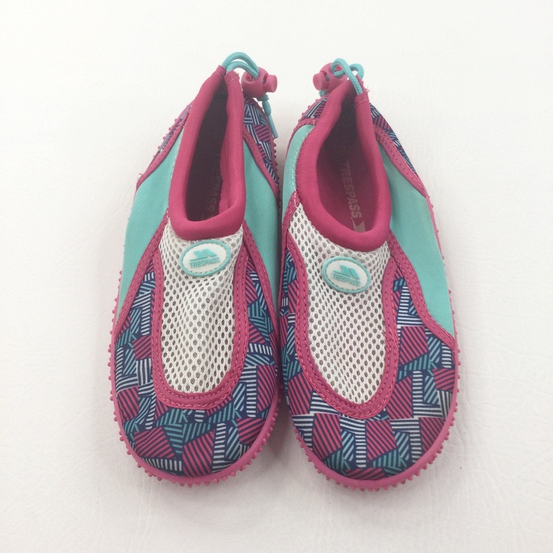 Patterned Pink, White, Blue and Navy Beach Shoes - Girls - Shoe Size 3