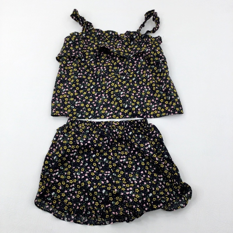 Flowers Black Vest Top & Matching Shorts - Girls 8-9 Years